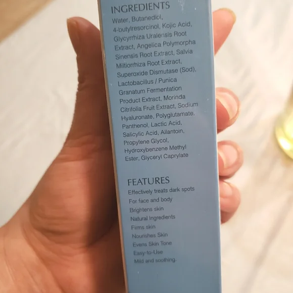 Dark Spot Corrector by ENASKIN - Picture 5 of 7